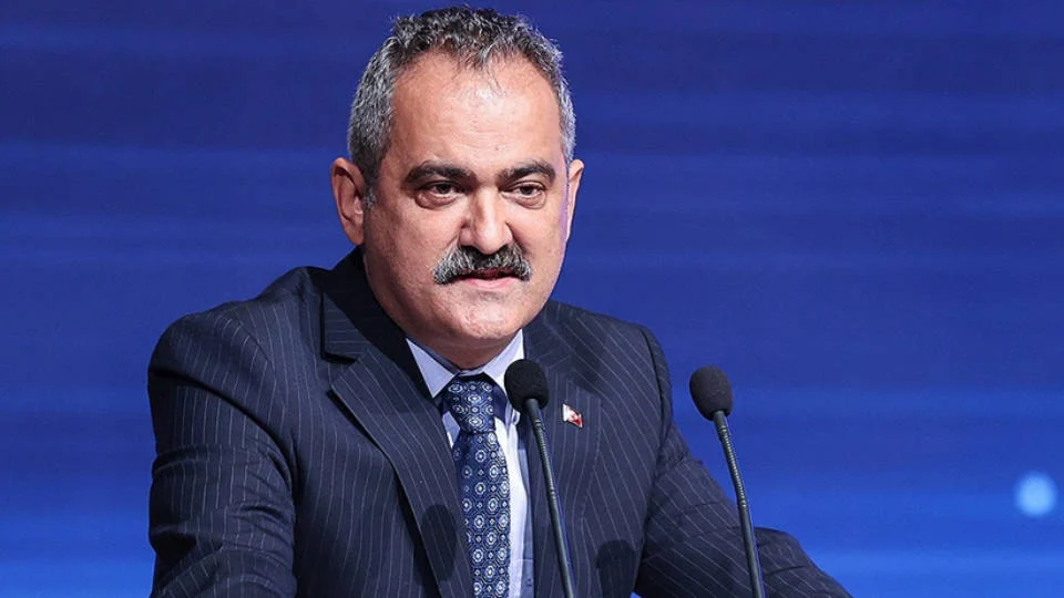 YAPAY ZEKADA TELİF VE FAİL SORUNU VAR!